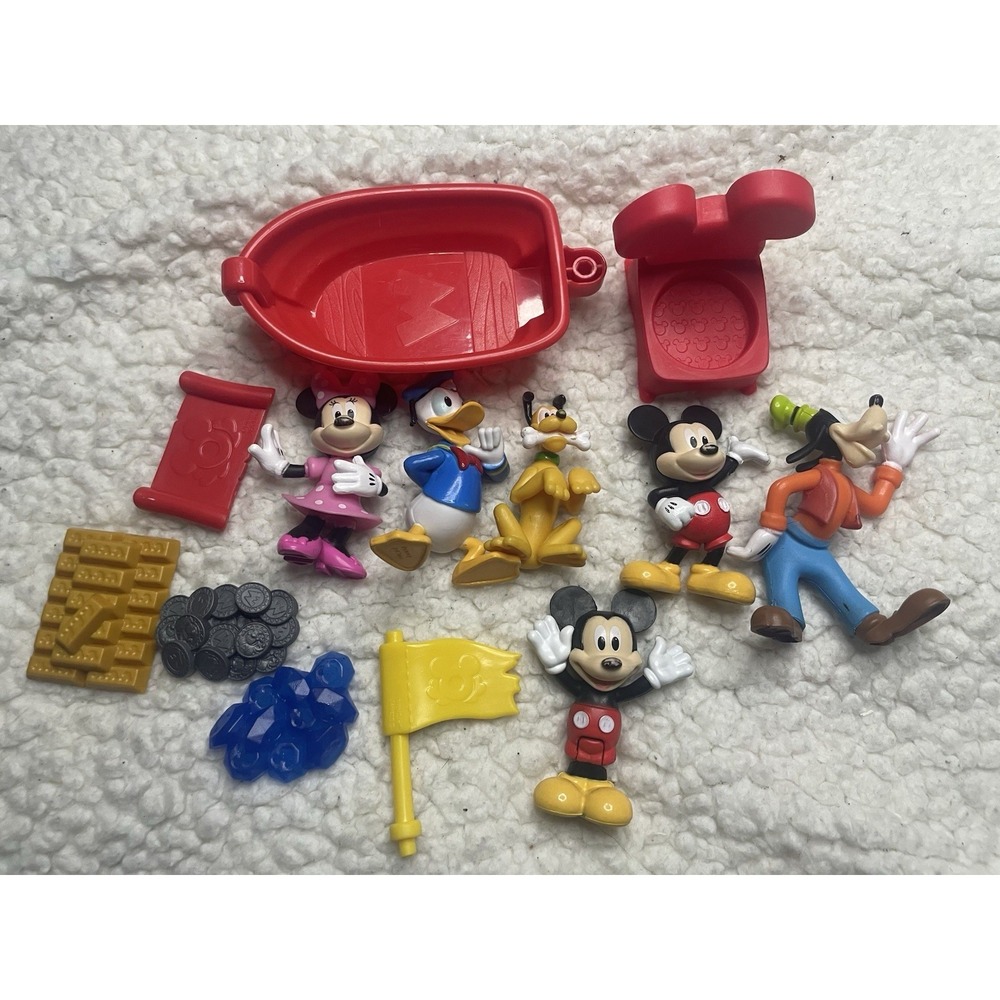 Disney Mickey Mouse and Friends Toy Figures Lot Of 6 Mini Figurines Accessories